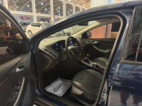 FORD FOCUS 1.6 SE 16V FLEX 4P MANUAL
